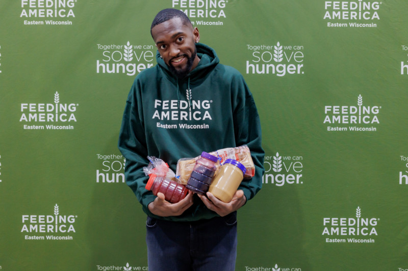 Cousins Subs Teams Up With Bobby Portis To Fight Food Insecurity